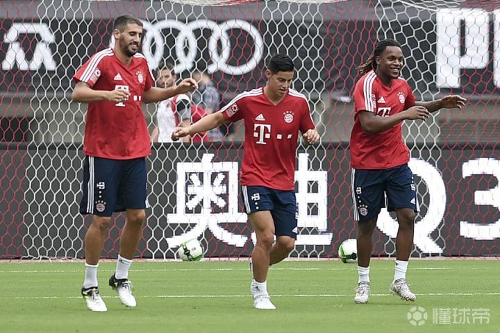 巴萨绝杀阿森纳，托马斯穆勒乌龙送礼意甲